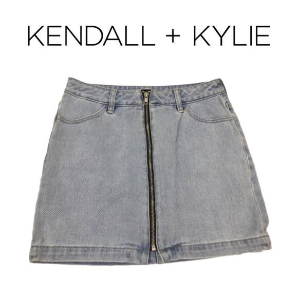 Kendall & Kylie Dresses & Skirts - Kendall & Kylie Denim Skirt. Sz 24